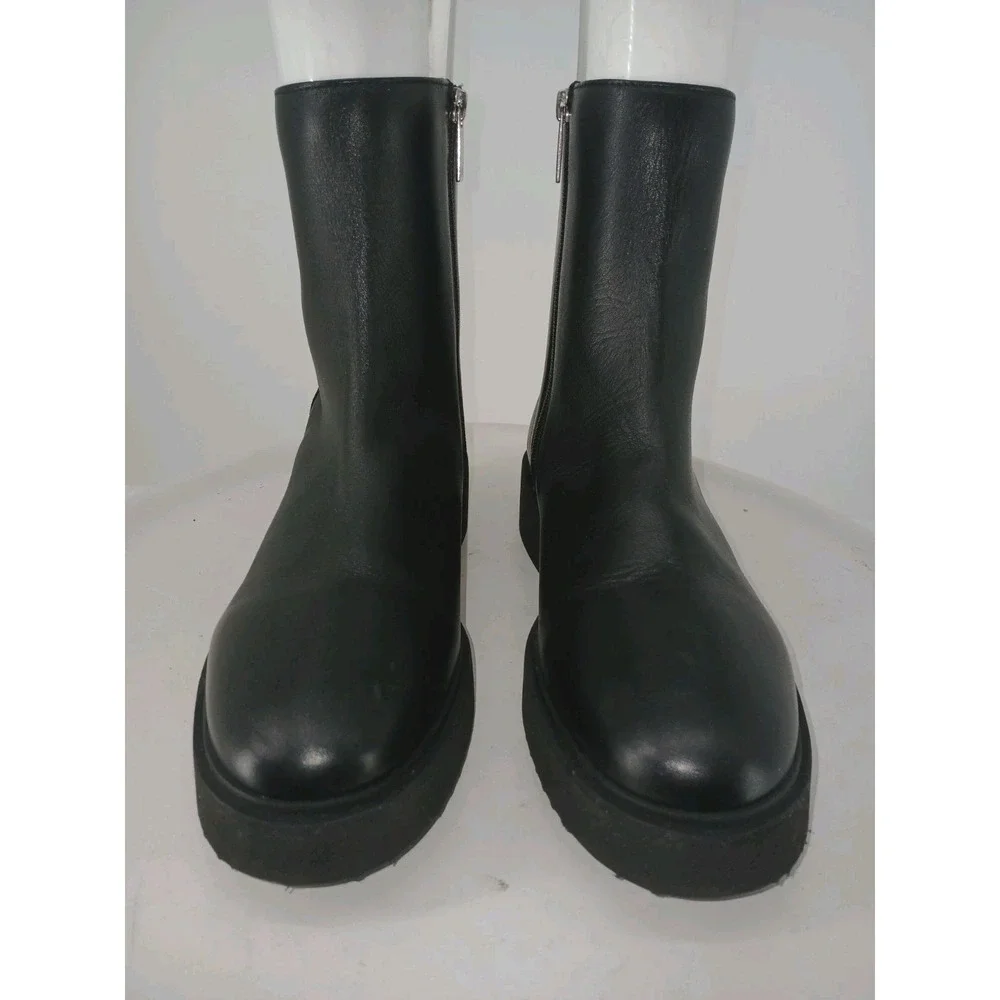 NEW Aquatalia Womens Black Leather Ankle Chelsea Lug Sole Boots Size 11. C116